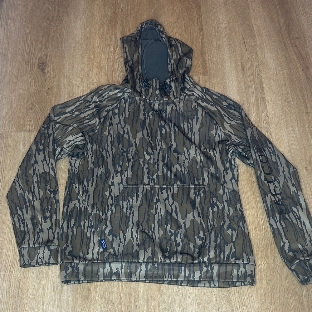 AFTCO Men’s Camouflage Hooded Jacket - green and black size S